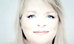 Angèle Dubeau