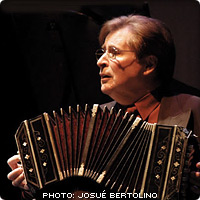  Ensemble Romulo Larrea